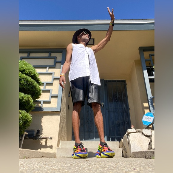 Meet your Posher, Aaron - Picture 4 of 17